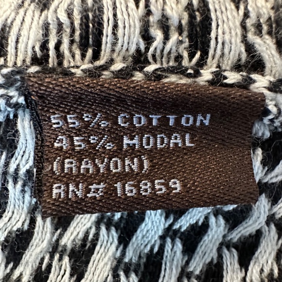 J. McLaughlin black & white cotton blend cardigan. Size M. Great condition! - Picture 6 of 6